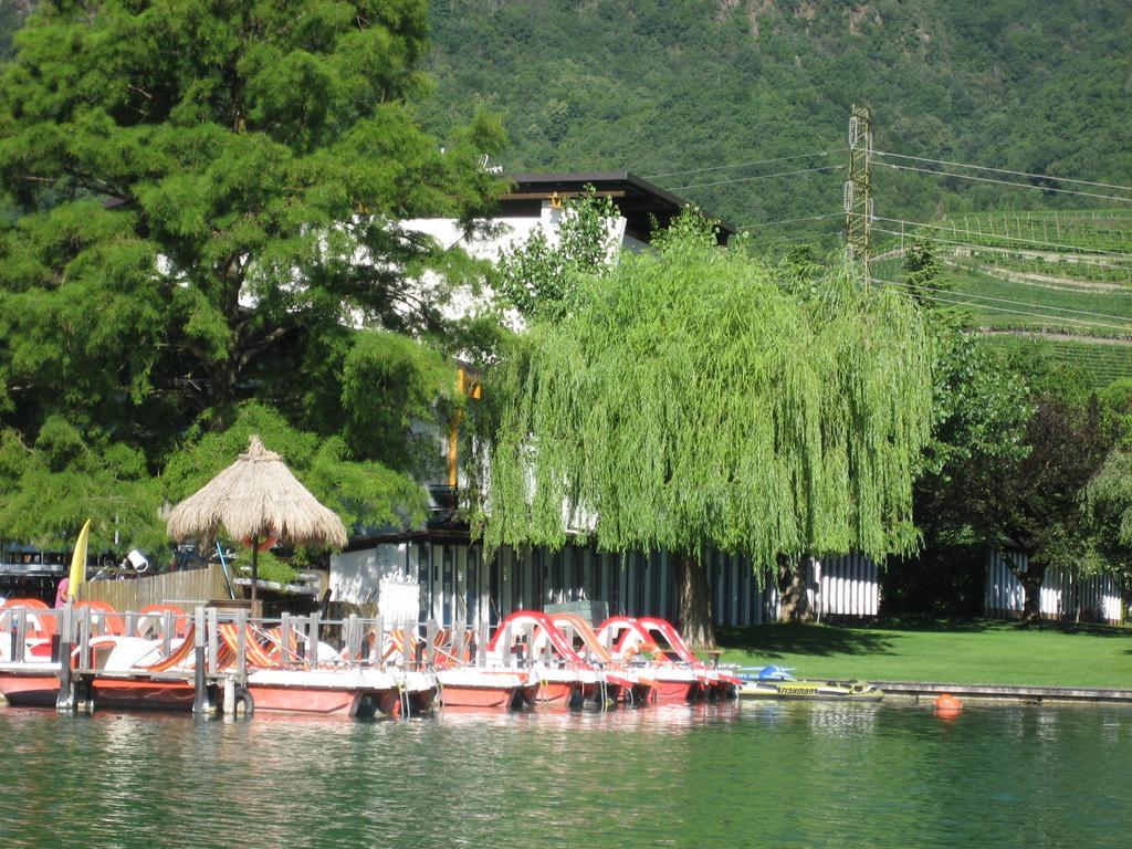 Seegarten Caldaro Esterno foto